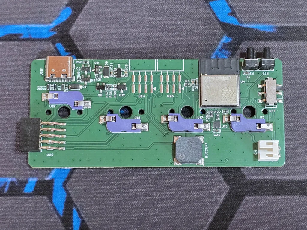 Revisión Apollo Macro Deck 19 Apollo Automation BTN-1 Macro Deck Review: PCB bottom