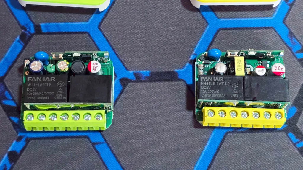 Revisión Sonoff MINI DUO-L 9 Sonoff MINI DUO y MINI DUO-L: Vista Superior Abierta