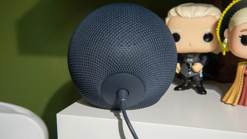 Análisis Echo Dot Max 7 Parte trasera del Amazon Echo Dot Max