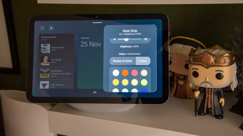 Análisis Echo Show 8 (2025) 11 Amazon Echo Show 8 (4ª Gen, 2025) - Control de iluminación