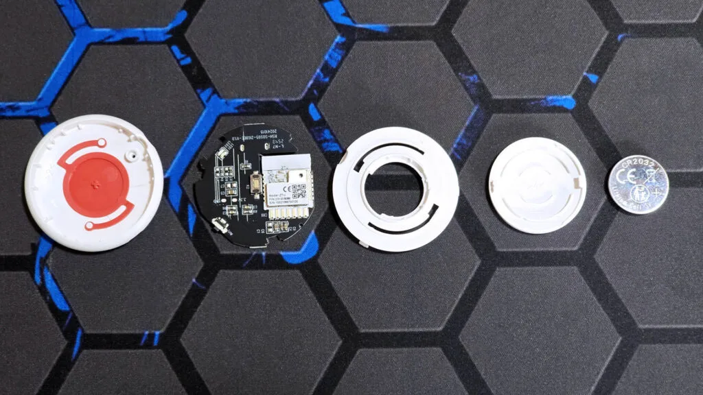 Revisión Botón Inteligente Zigbee 10 Tuya Zigbee SOS Smart Button Review Teardown