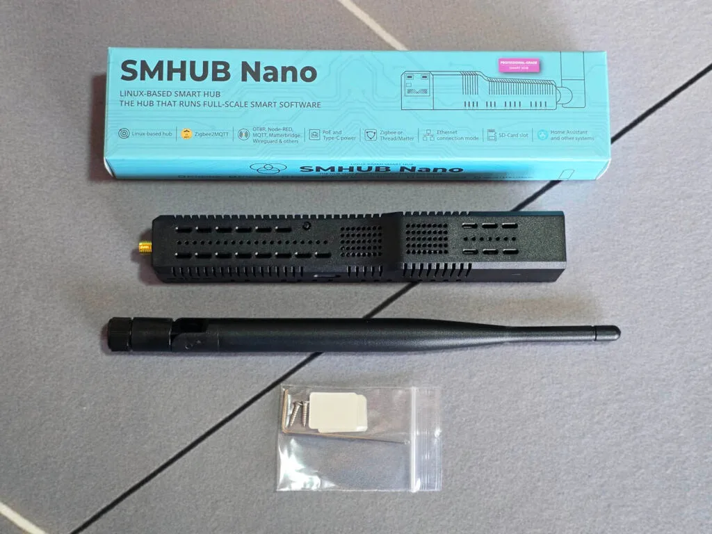 Reseña Hub Inteligente SMHUB 3 Contenido del paquete SMLight SMHUB Nano MG24