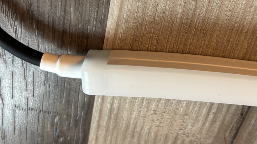 Análisis Tira LED Exterior Philips 7 Instalación de la tira LED exterior Philips Hue Neon