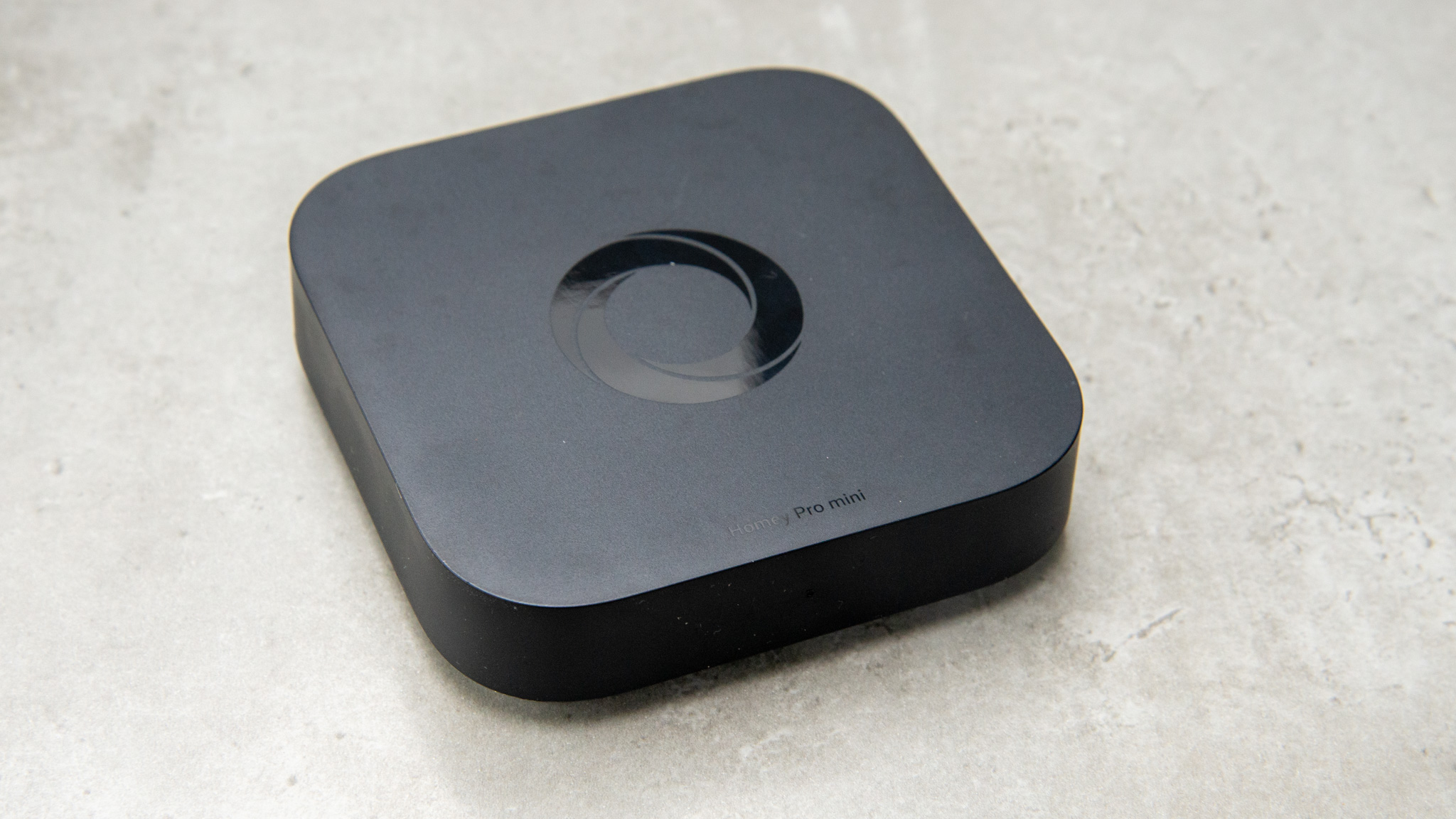 Mejores centros hogar inteligente 2 Homey Pro mini